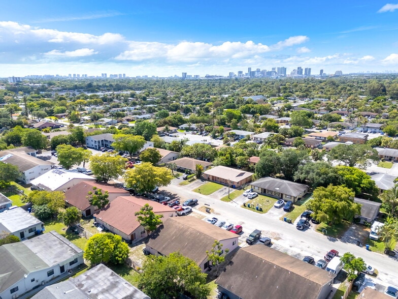 More Photos Of 1481 NW 22nd St, Fort Lauderdale Apartments For Sale