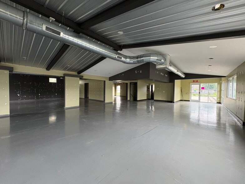 More Photos Of 1201 Washington St, Columbus Loft Creative Space For Lease