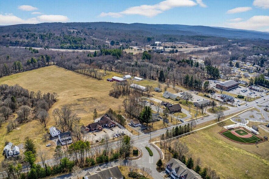 More Photos Of 60-62 Hyde Ave, Vernon Storefront Retail Office For Sale