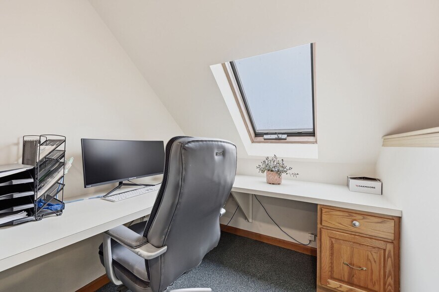 More Photos Of 200 Center St, Ludlow Medical For Sale