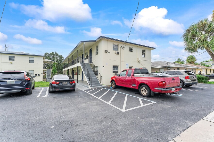 More Photos Of , West Palm Beach Multifamily For Sale