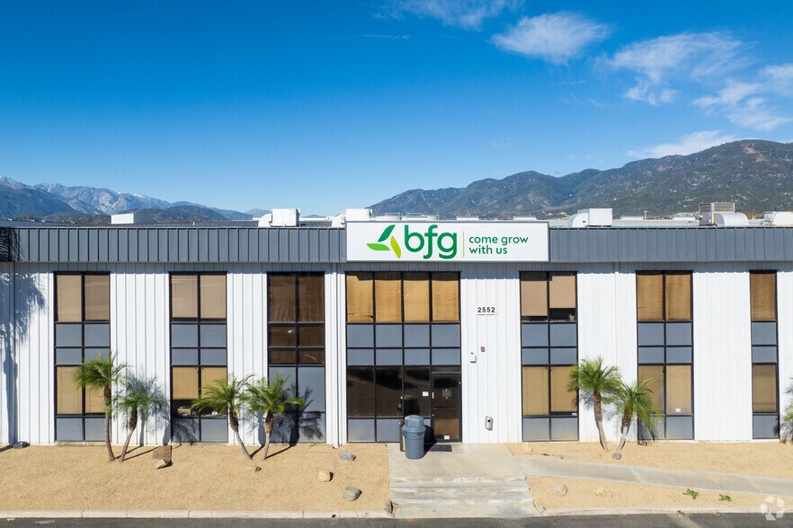 More Photos Of 2552 W Shenandoah Way, San Bernardino Warehouse For Lease