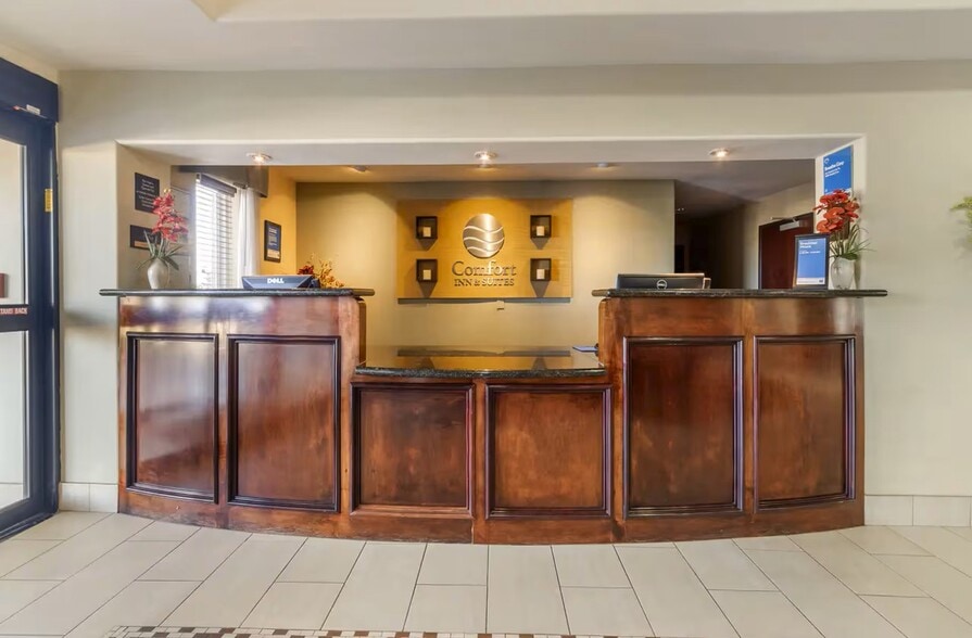 More Photos Of 3112 W Fir St, Perry Hotel For Sale