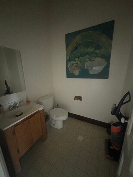 More Photos Of 650-660 4th St, Oakland Office For Sale