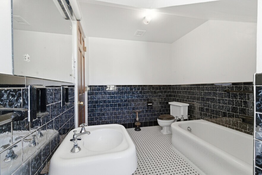 More Photos Of 2255 Ballston Ave, Saratoga Springs Restaurant For Sale