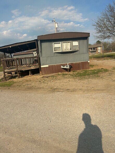 More Photos Of 1601 E Main St, Davis Manufactured Housing Mobile Home Park For Sale