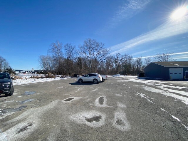 More Photos Of 122 Saratoga Rd, Schenectady General Retail For Sale