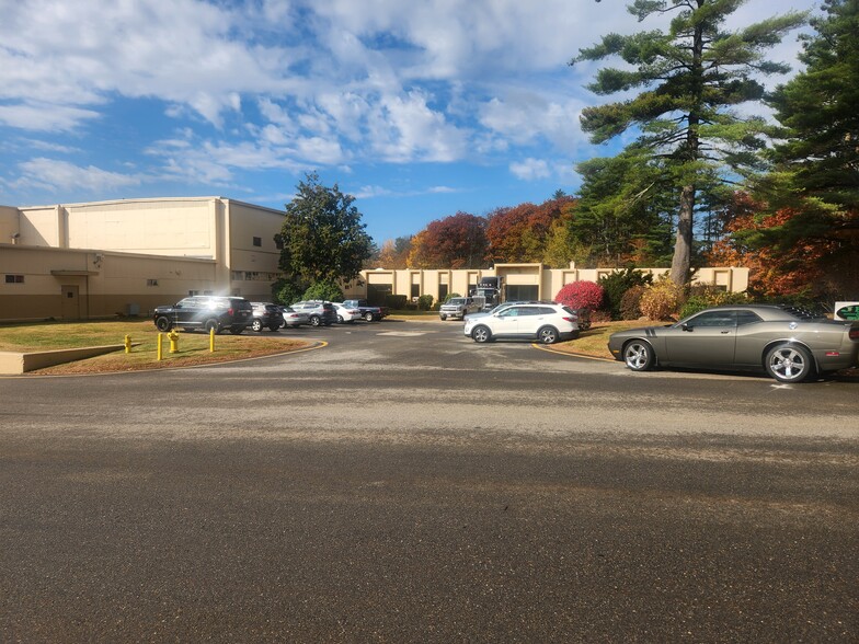 Primary Photo Of 686 Patriots Rd, Templeton Manufacturing For Lease