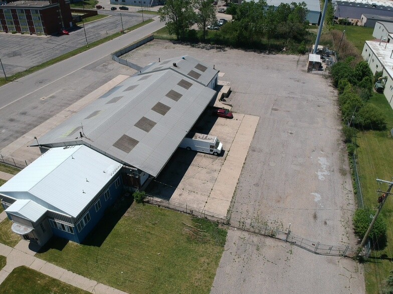 More Photos Of 2655 Buchanan Ave SW, Grand Rapids Truck Terminal For Lease