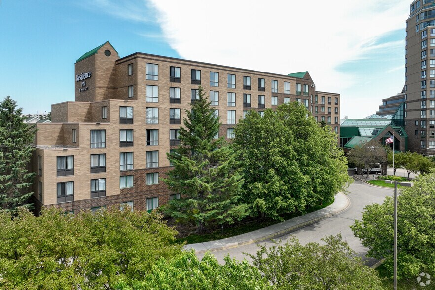 More Photos Of 3400 Edinborough Way, Edina Hotel For Sale
