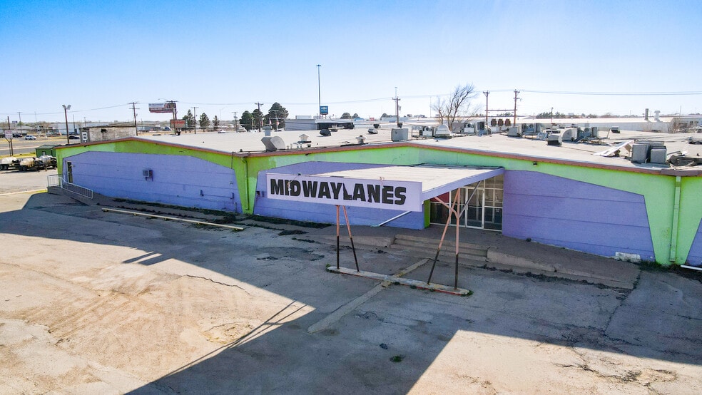 More Photos Of 3920 W Wall St, Midland Bowling Alley For Sale
