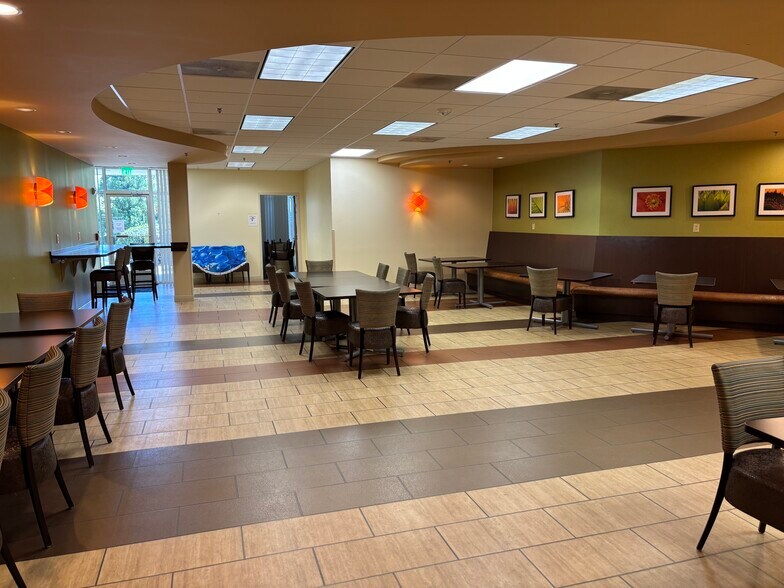 More Photos Of 8580 Magellan Pky, Richmond Office For Sale