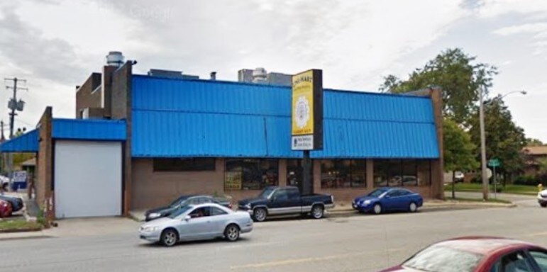 Primary Photo Of 7315 W Dempster St, Niles Freestanding For Lease