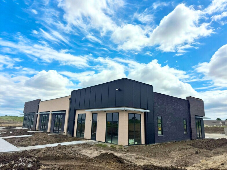 More Photos Of 1100 NE Destination Drive, Grimes Storefront For Lease