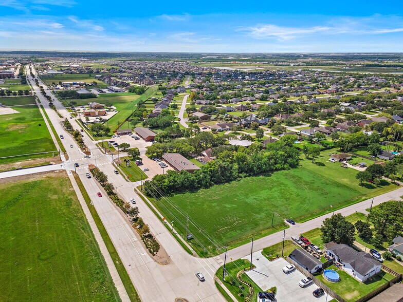 More Photos Of Eagle Dr, Mont Belvieu Land For Sale