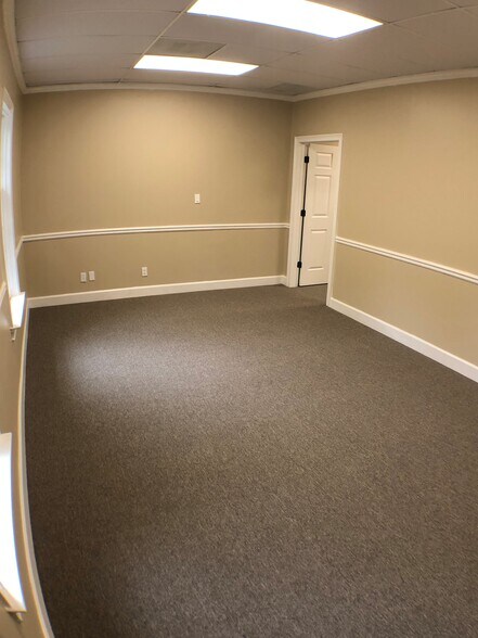 More Photos Of 3547 Habersham At Northlake, Tucker Office For Lease