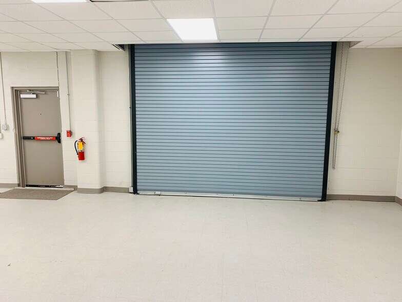 More Photos Of 1809 24th Ave, Gulfport Storefront Retail Office For Lease