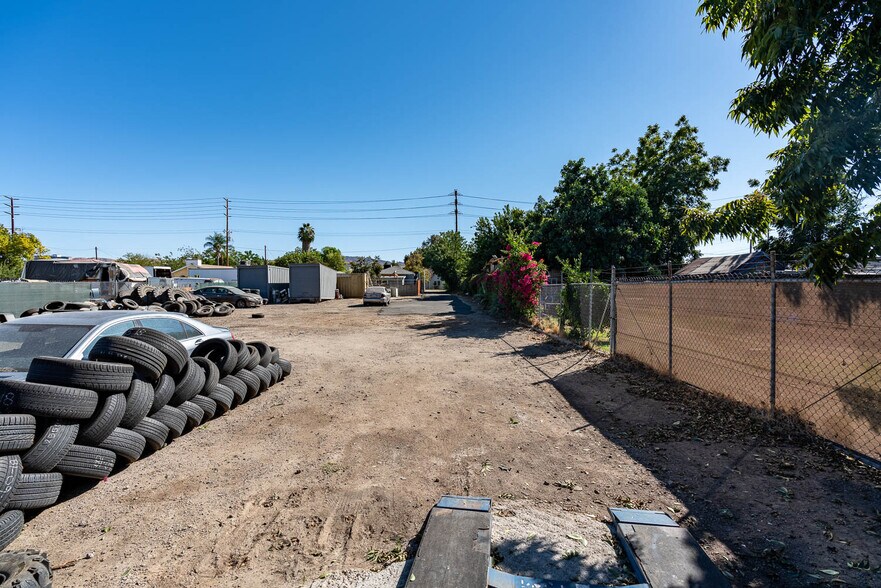More Photos Of 326 E Caroline St, San Bernardino Land For Sale