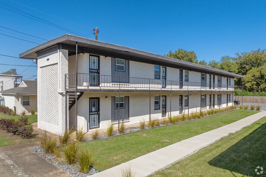 More Photos Of 1060 Merriwether Ave, Memphis Apartments For Sale