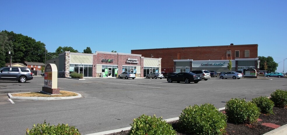 More Photos Of 2510 NE Vivion Rd, Kansas City Unknown For Lease