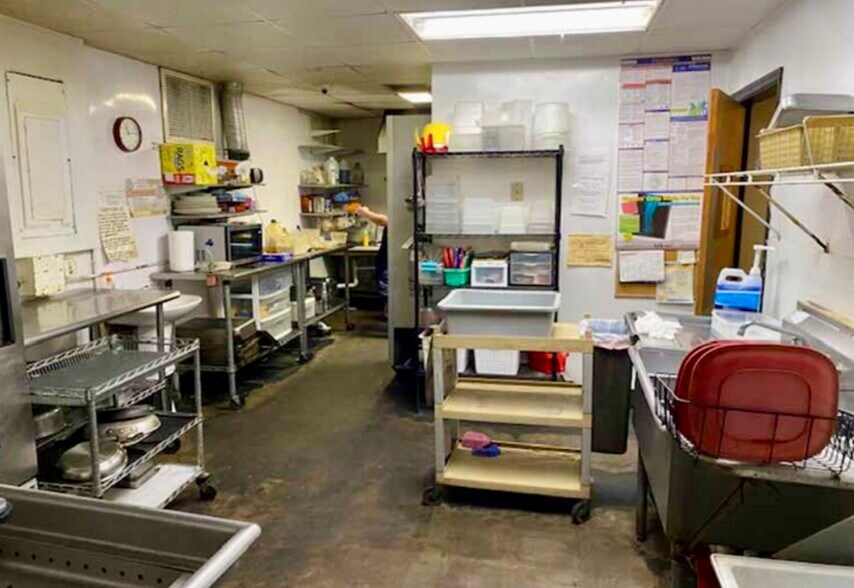 More Photos Of 14100 N Highway 19, Salt Springs Storefront Retail Office For Sale