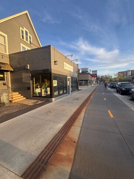 More Photos Of 2725-2729 Hennepin Ave, Minneapolis Storefront For Lease
