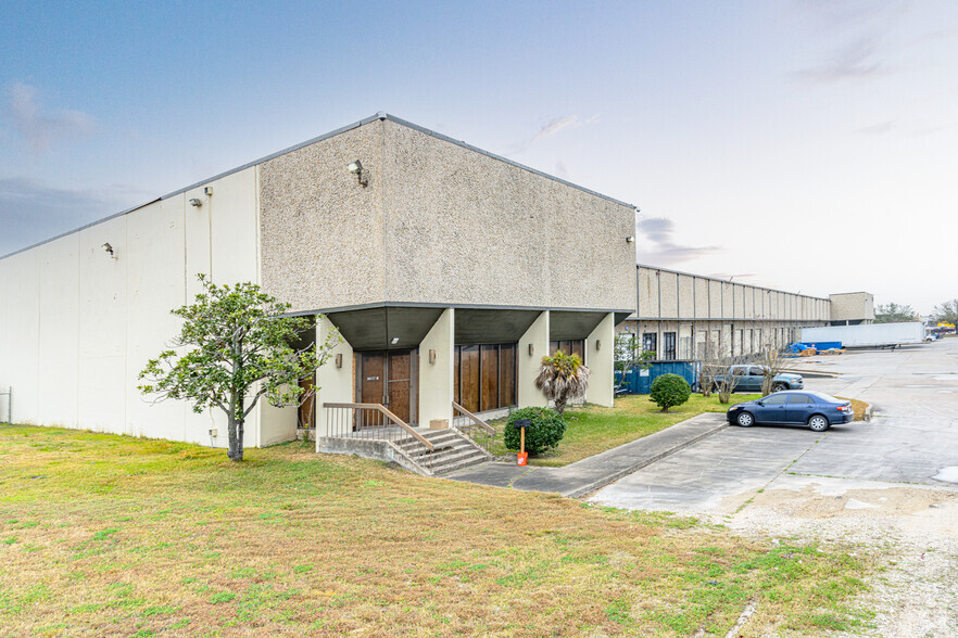 Primary Photo Of 8300 Telephone Rd, Houston Warehouse For Lease