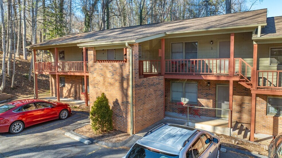 More Photos Of 80 Love St, Franklin Apartments For Sale