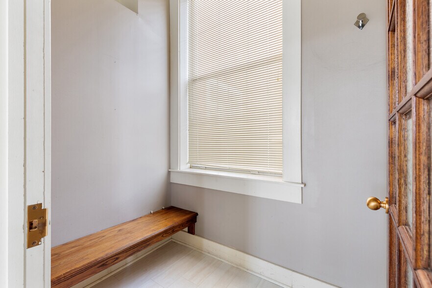 More Photos Of 120 Henry Ave, Manchester Office For Sale