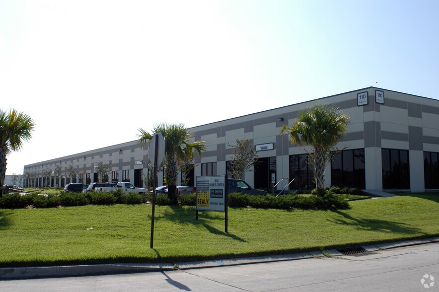 More Photos Of 110 Widgeon Dr, Saint Rose Warehouse For Lease