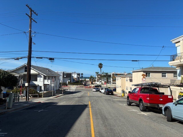 Primary Photo Of 542 Hermosa Ave, Hermosa Beach Apartments For Sale