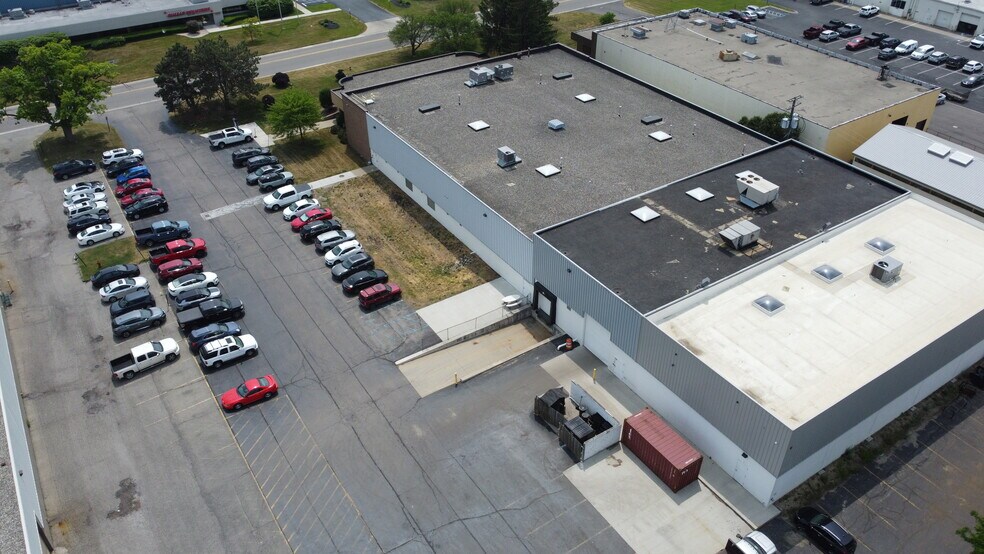 More Photos Of 1900 Northfield Dr, Rochester Hills Warehouse For Sale