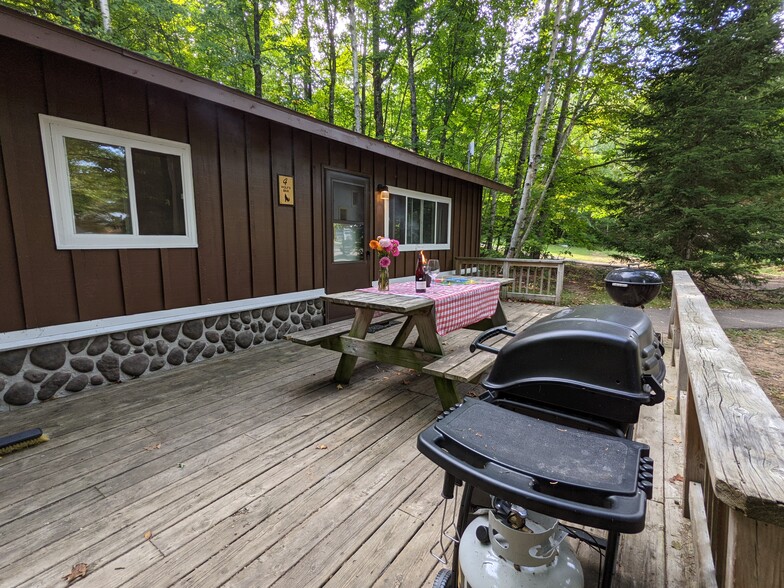 More Photos Of 3932 Point of View Ln, Phelps Hotel For Sale