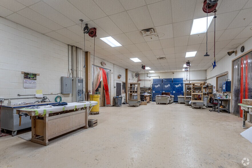 More Photos Of 480 Mundet Pl, Hillside Manufacturing For Sale
