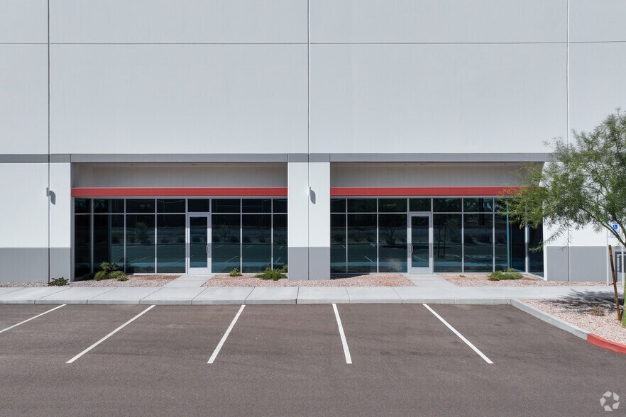 More Photos Of 3232 S 48th St, Phoenix Warehouse For Lease