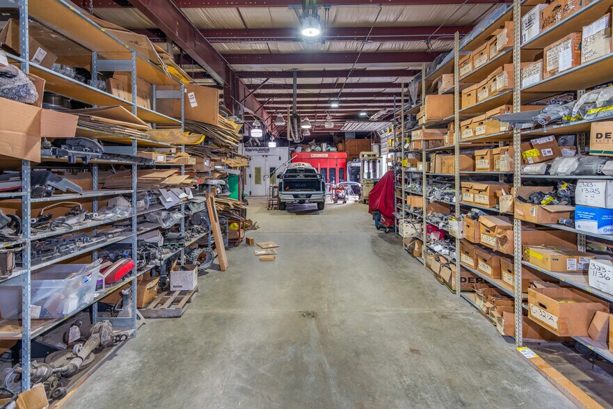 More Photos Of 500 E Huron Blvd, Marysville Auto Repair For Sale