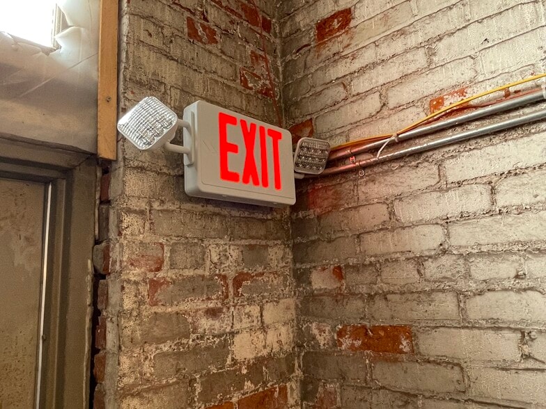 More Photos Of 215 Quarry St, Whitehall Warehouse For Sale