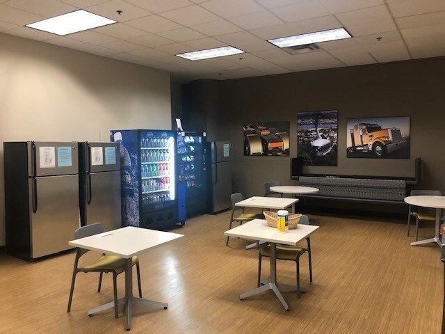 More Photos Of 2701 NW Vaughn St, Portland Office For Lease