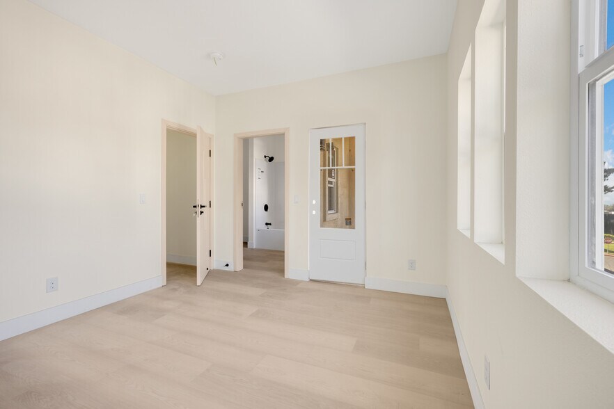 More Photos Of 3164 N Sterling Ave, San Bernardino Apartments For Sale