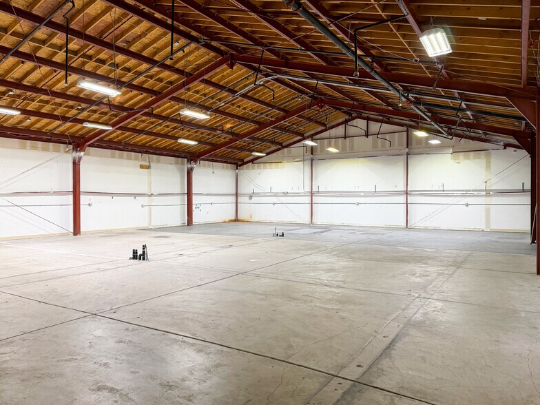 More Photos Of 1848-1850 W 144th St, Gardena Warehouse For Sale