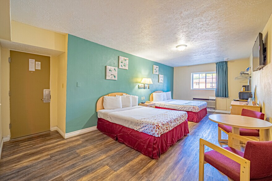 More Photos Of 1349 Idaho St, Elko Hotel For Sale