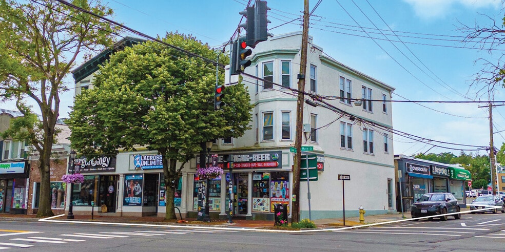 More Photos Of 308-312 Main St, Huntington Storefront Retail Residential For Sale