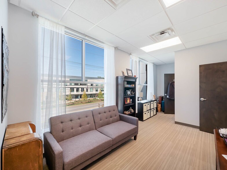 More Photos Of 1726 Gunbarrel Rd, Chattanooga Medical For Lease