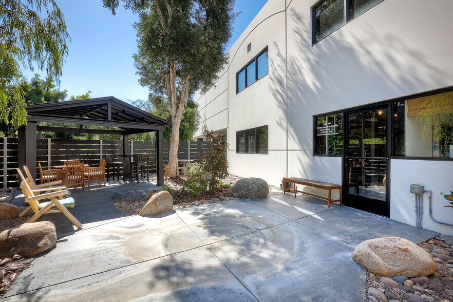 More Photos Of 1938 Kellogg Ave, Carlsbad Coworking Space