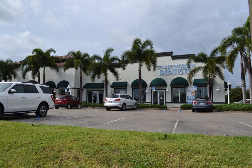 More Photos Of 5934 SE Federal Hwy, Stuart Unknown For Lease
