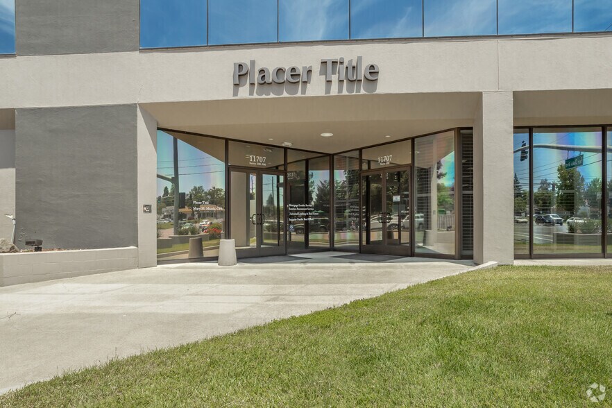 More Photos Of 11707 Fair Oaks Blvd, Fair Oaks Office For Lease