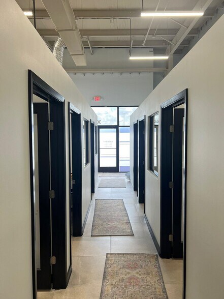 More Photos Of 2324 Jacaman Rd, Laredo Storefront Retail Office For Lease
