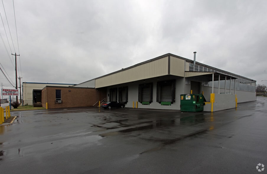 More Photos Of 6100 Centennial Blvd, Nashville Warehouse For Lease