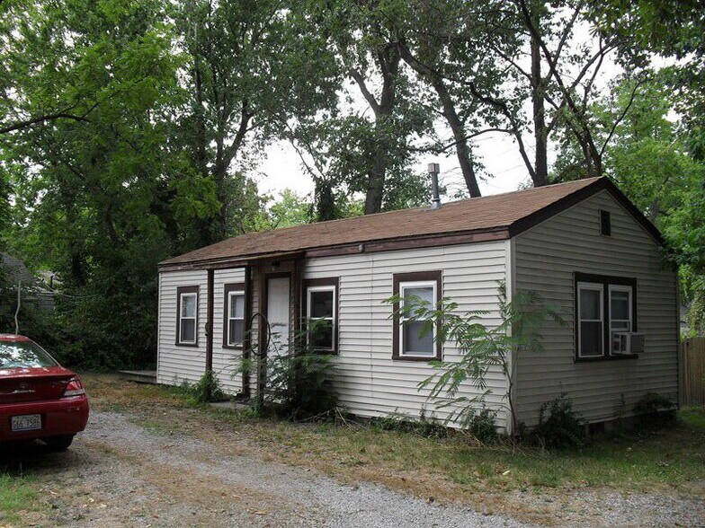 More Photos Of , Carbondale Unknown For Sale