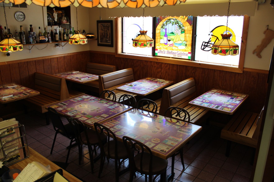 Primary Photo Of 116 S Penn St, Bellefonte Restaurant For Sale